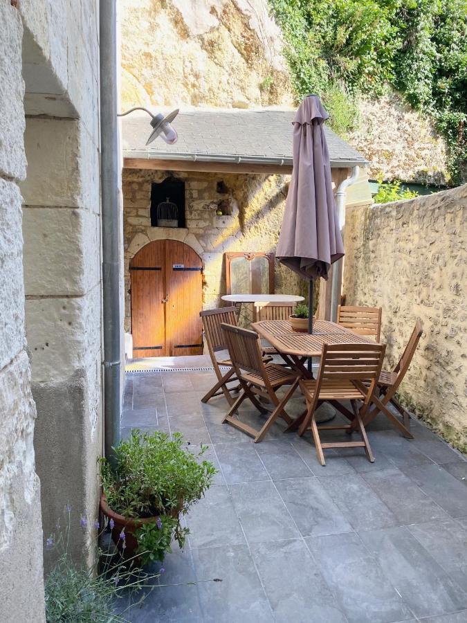 La Maison Des Remparts - Gite 3 Etoiles Pour 8 Pers A Loches Eksteriør billede